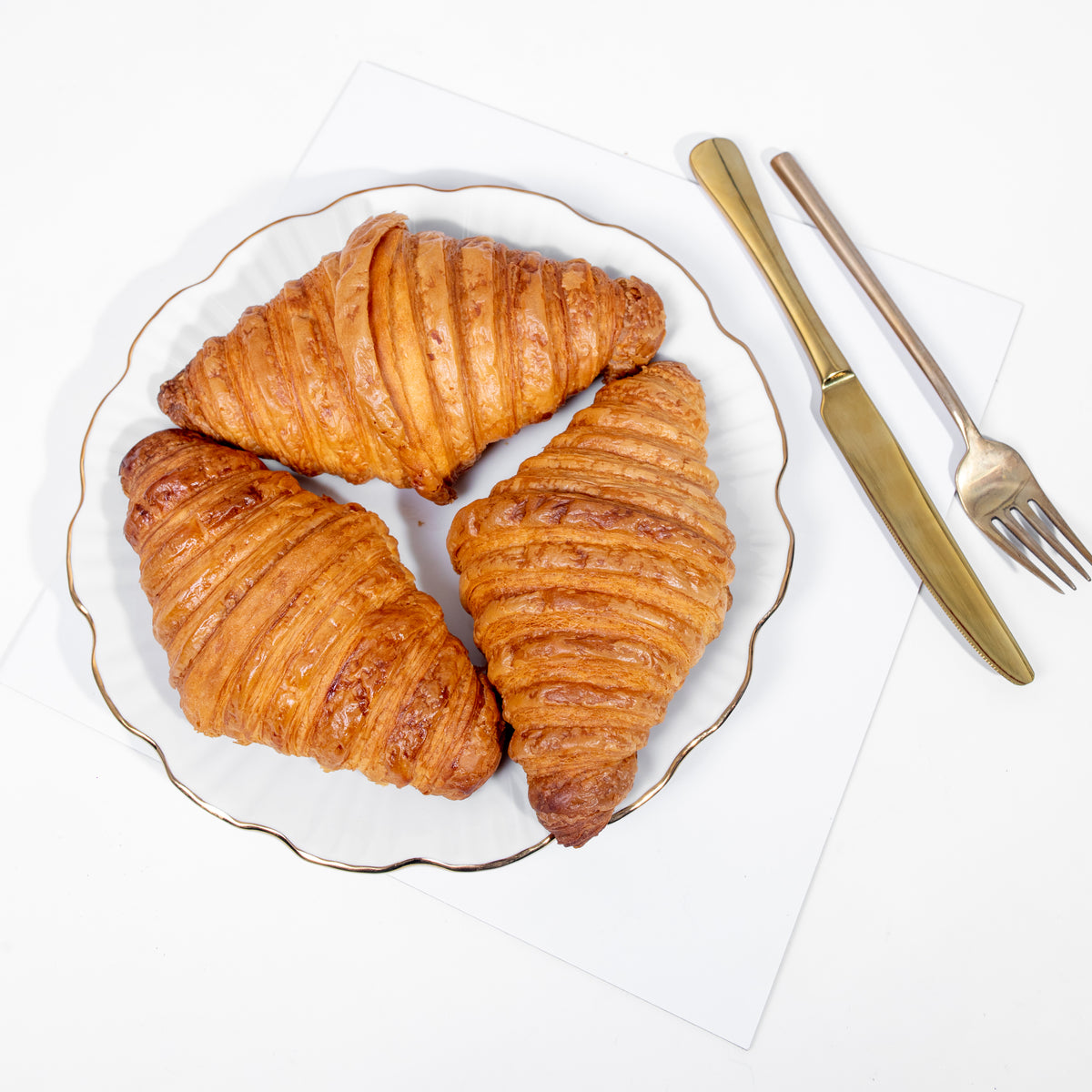 PLAIN BUTTER CROISSANT