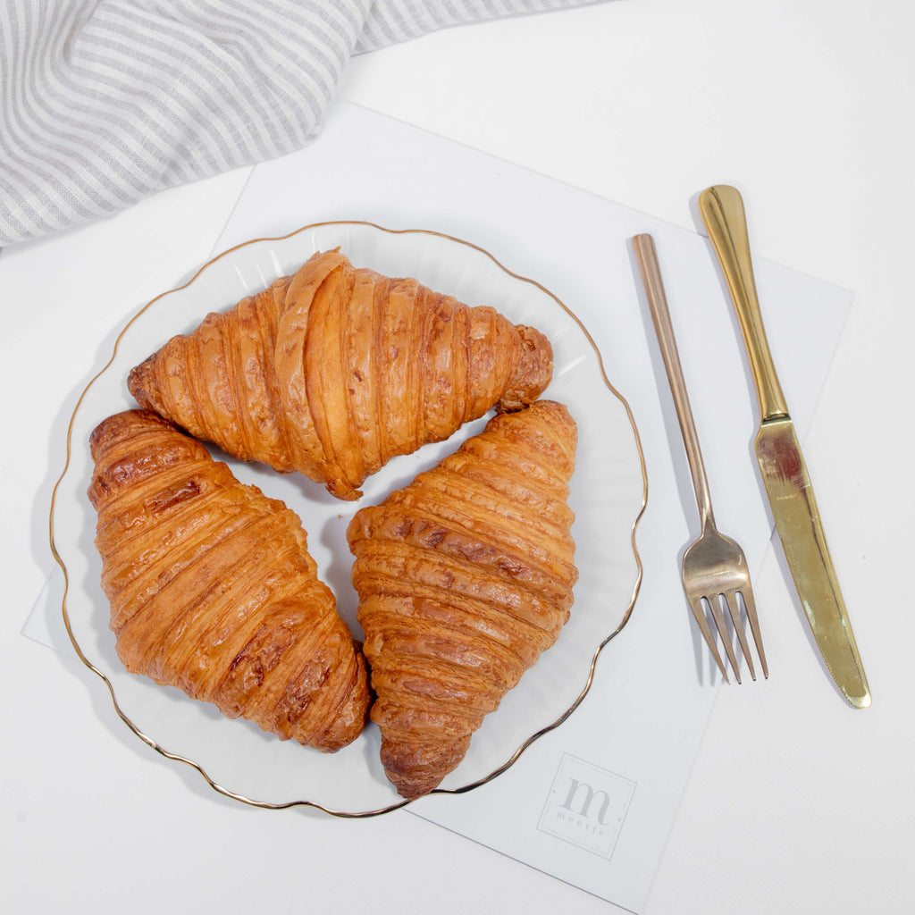 PLAIN BUTTER CROISSANT