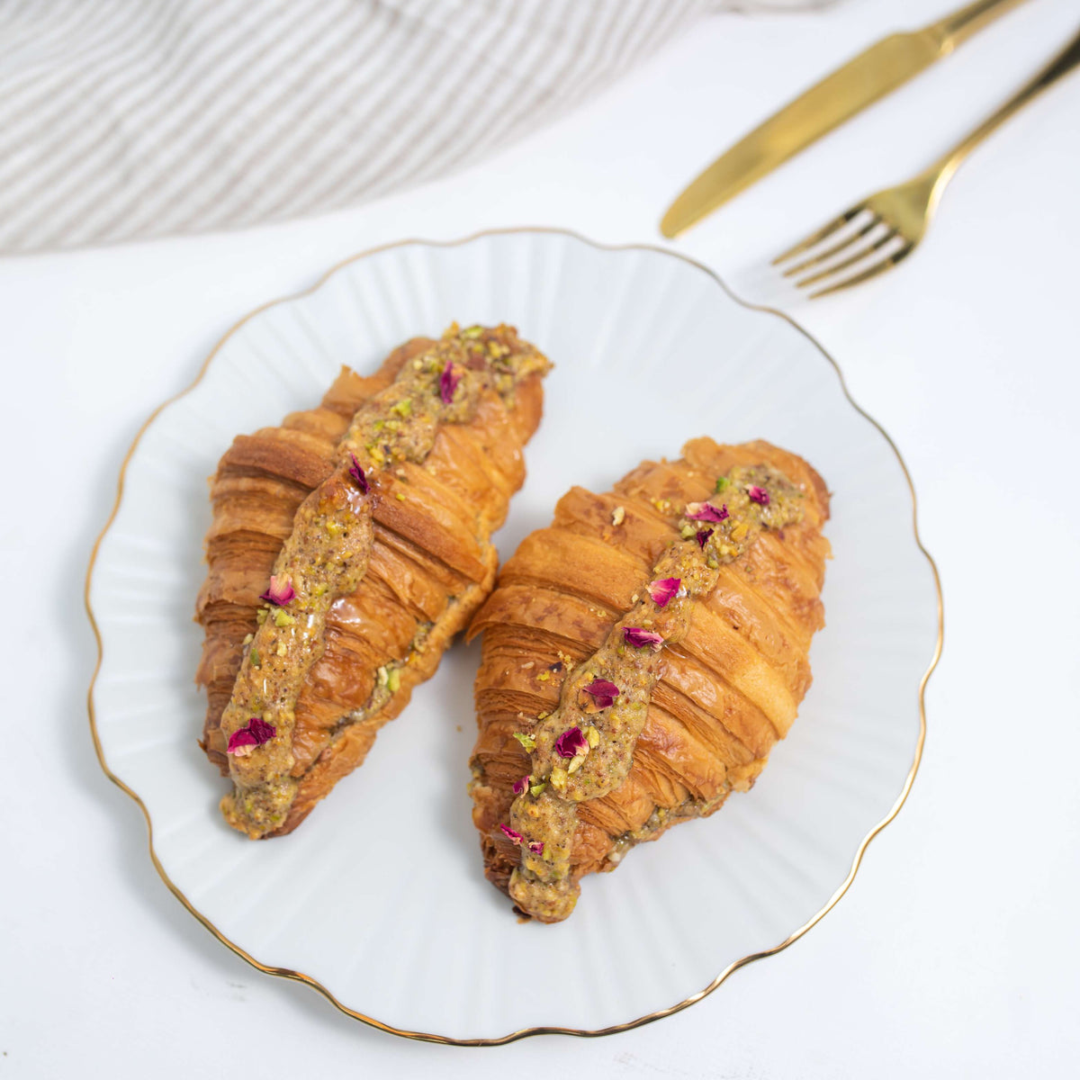 BAKLAVA CROISSANT (With Egg)