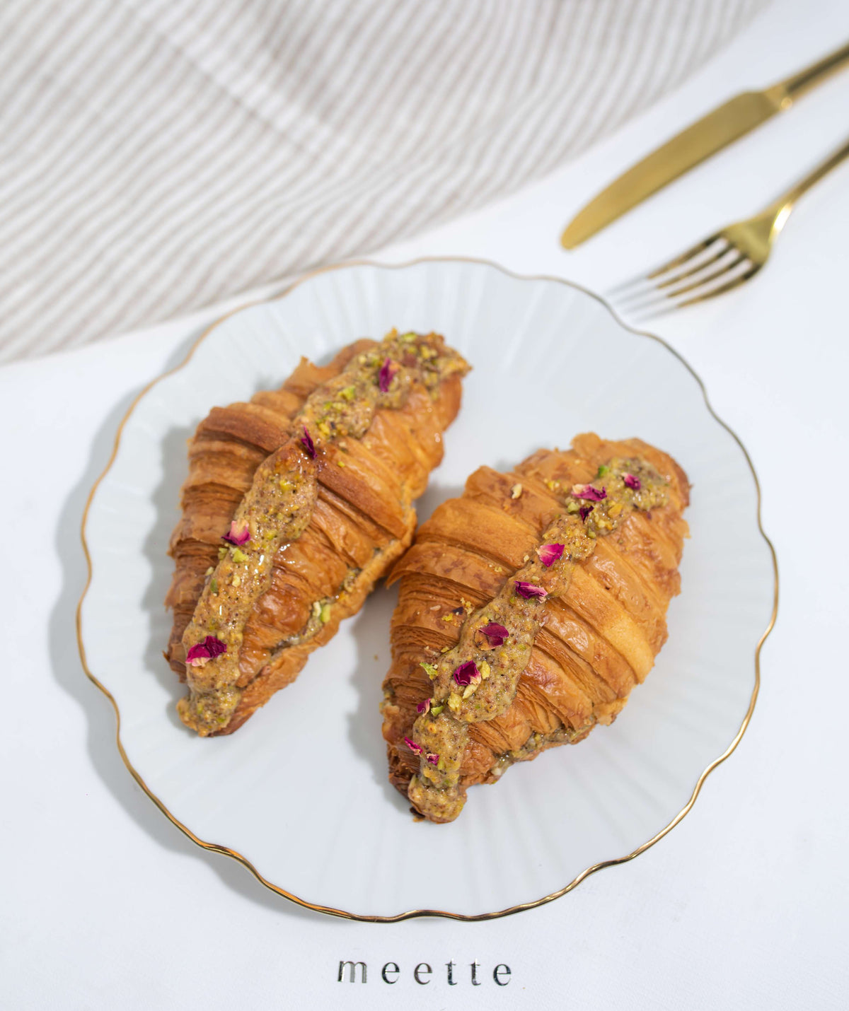 BAKLAVA CROISSANT (With Egg)