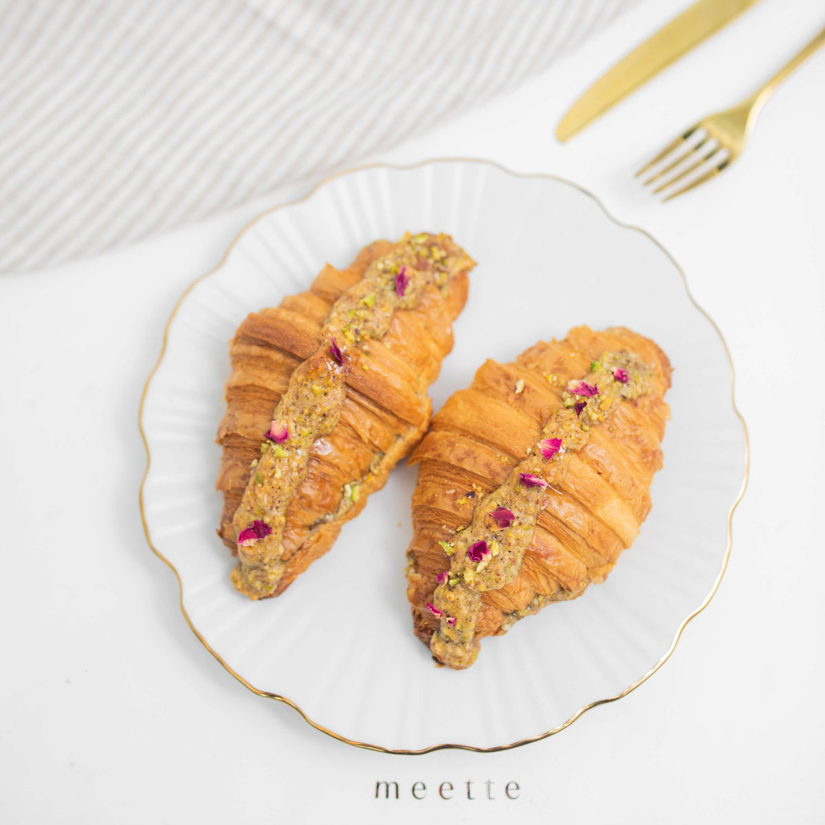 BAKLAVA CROISSANT (With Egg)