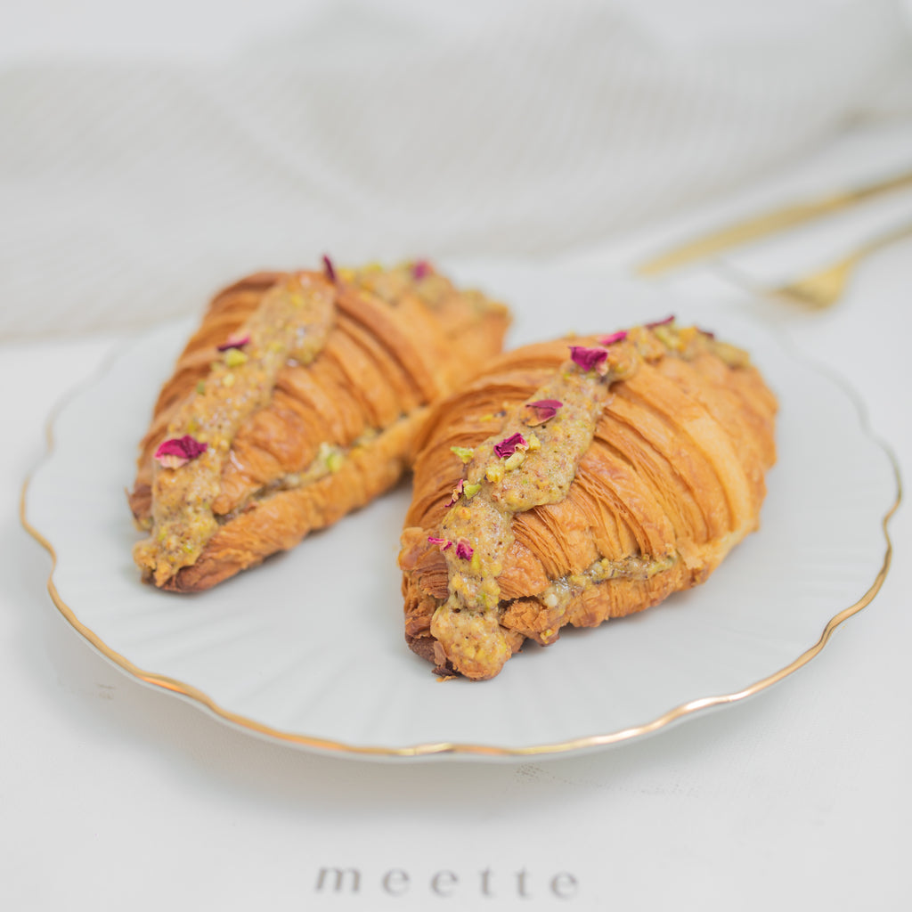 BAKLAVA CROISSANT (With Egg)