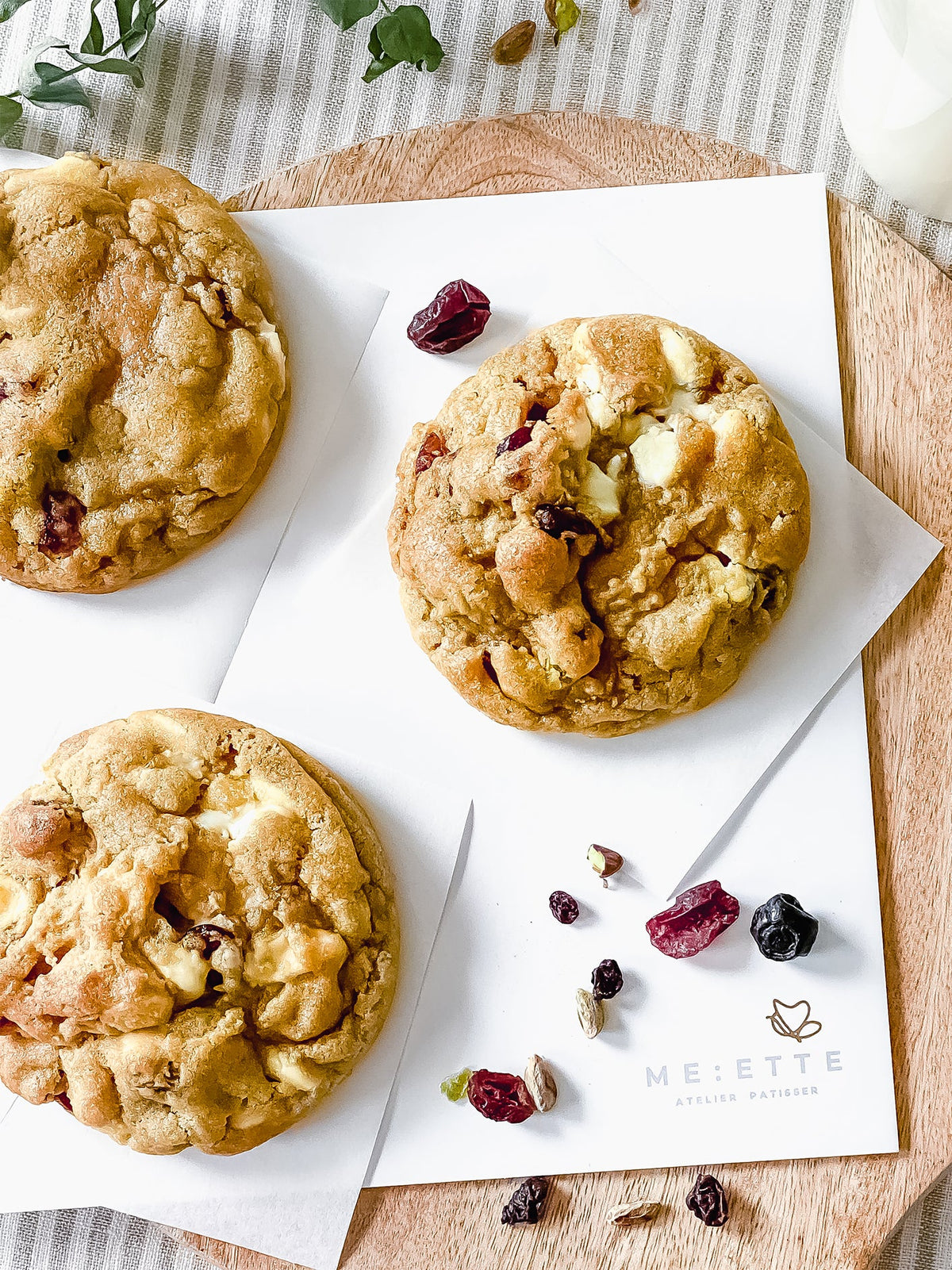 Cranberry White Chocolate Pistachio Cookie | Pc